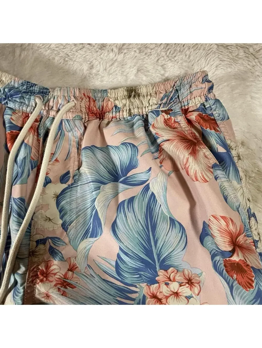 American Eagle Swim Trunks Men’s Medium Pink Floral Beach Shorts